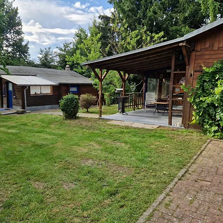 Apartment Ferienbungalow Mit Garage Und Grundstueck In Sommersdorf Uer