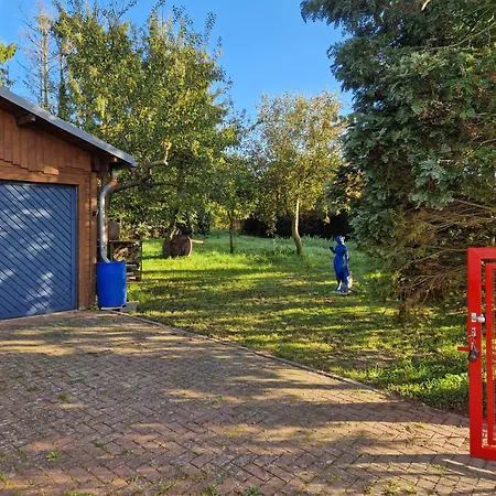 Ferienbungalow Mit Garage Und Grundstueck In Sommersdorf Uer * Penkun